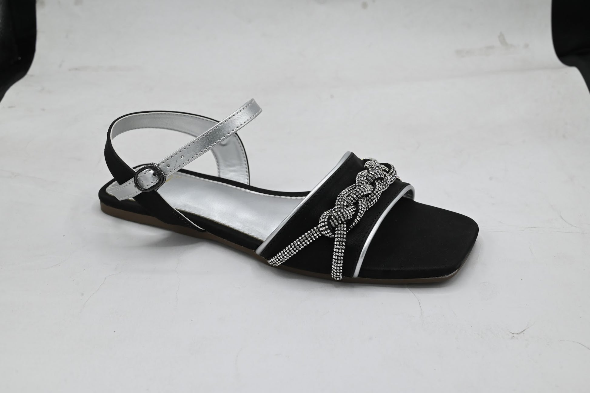 Flat Sandals – 8002332