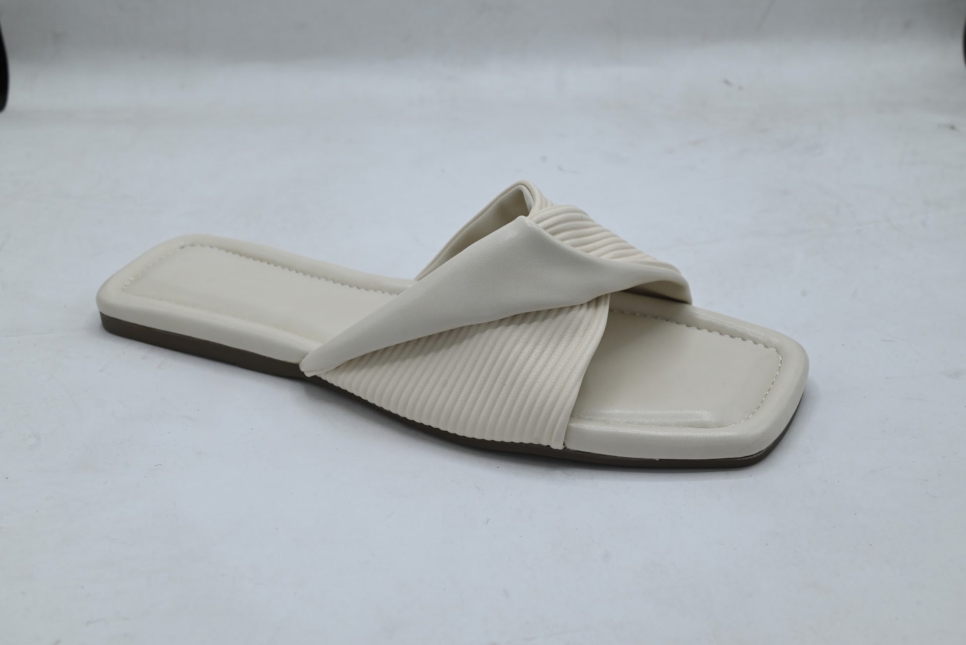 Flat Slides – 8003708