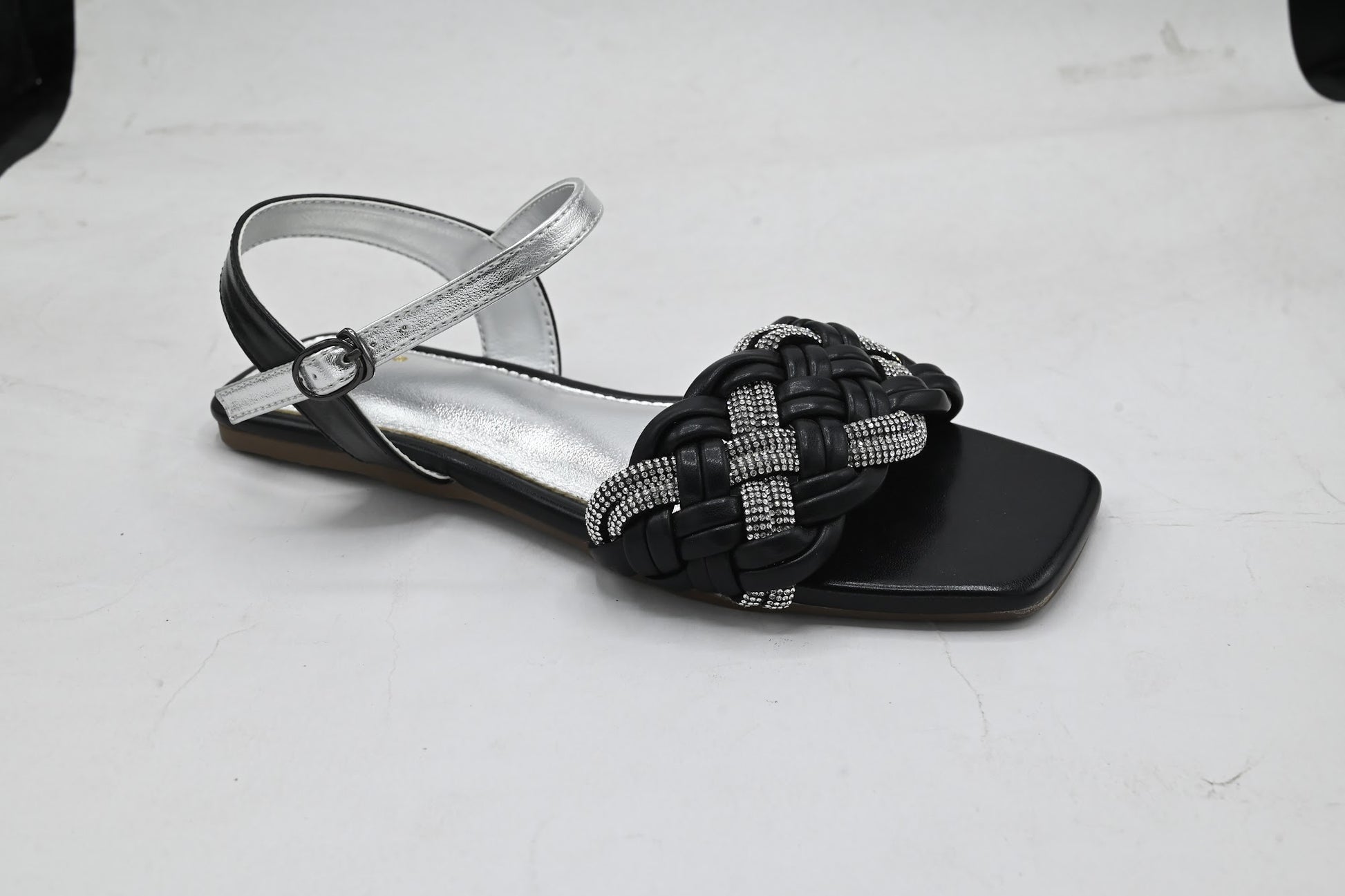 Flat Sandals – 8002329