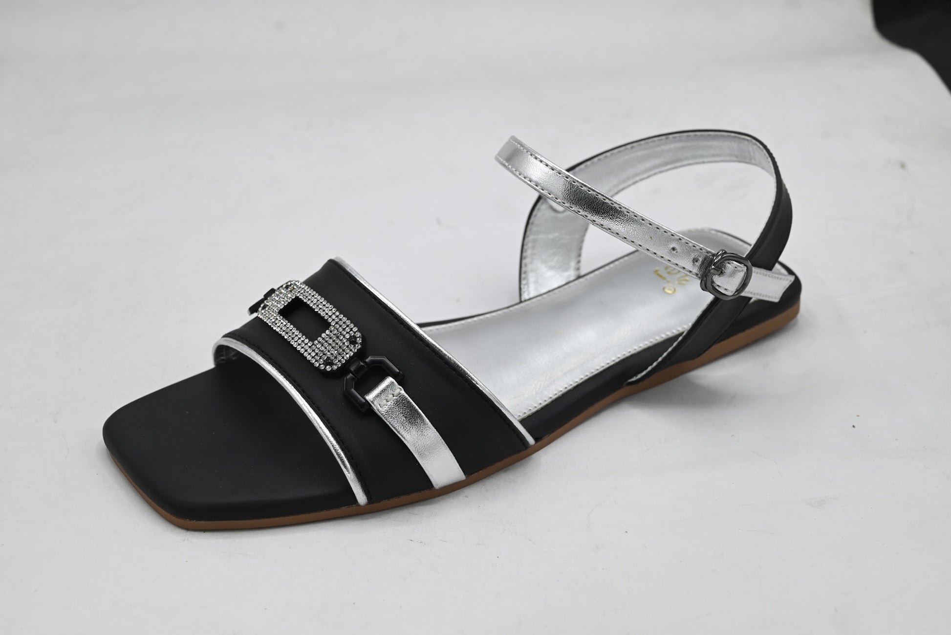 Flat Sandals – 8002331