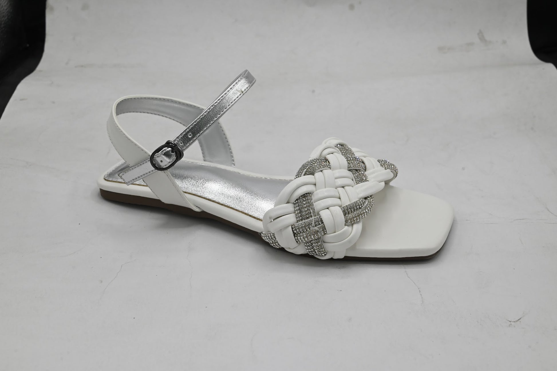 Flat Sandals – 8002329