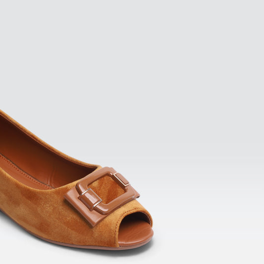 Tan Casual Pumps 8007245